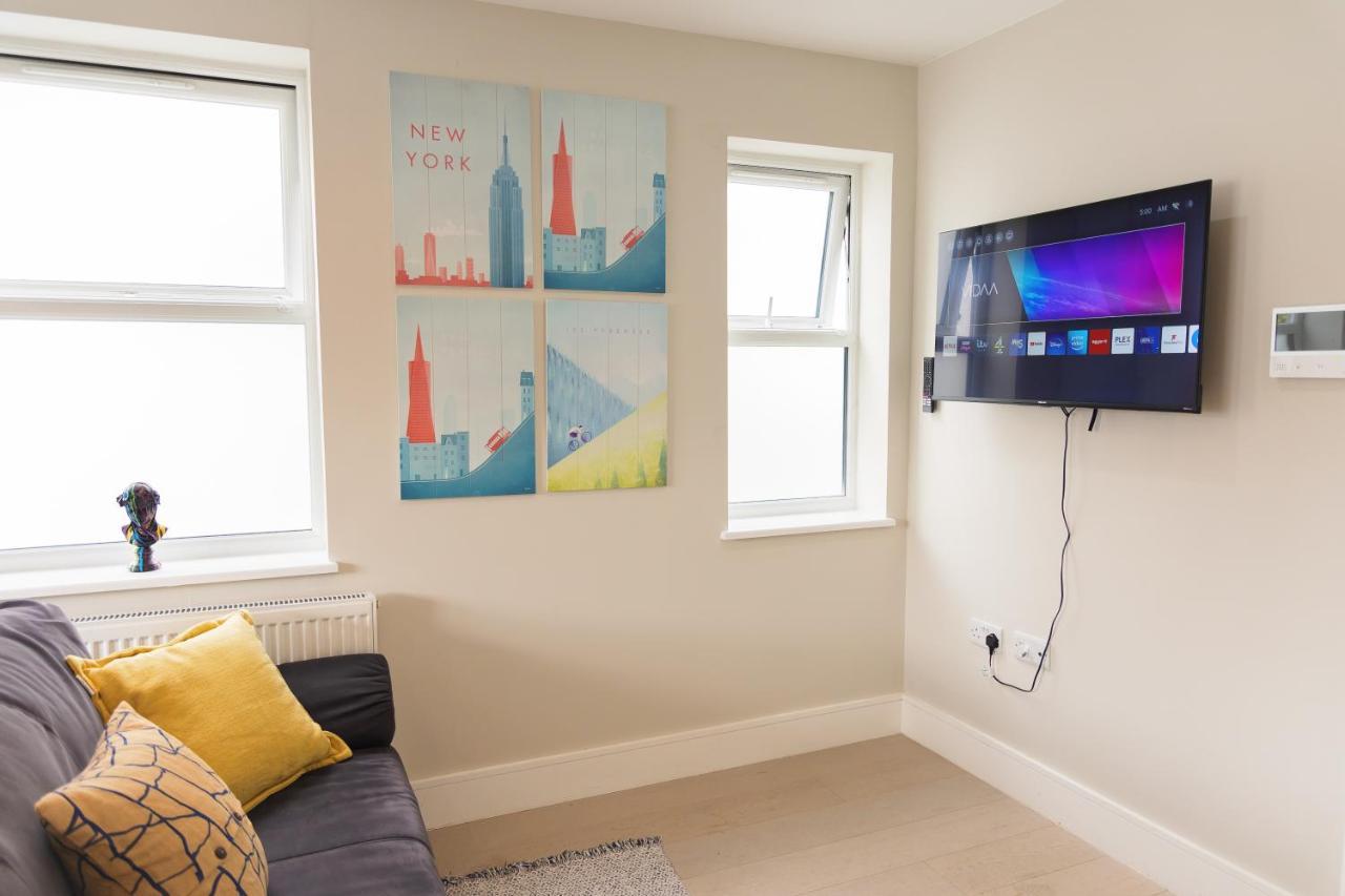 Апартаменти Star London Bell Lane 3-Bed Haven Гендон Екстер'єр фото